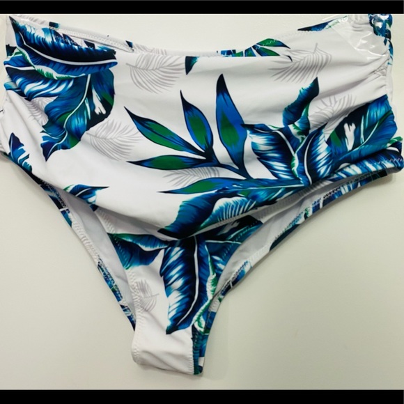 Shein 2 Piece White and Blue Halter Bikini M - Picture 5 of 6